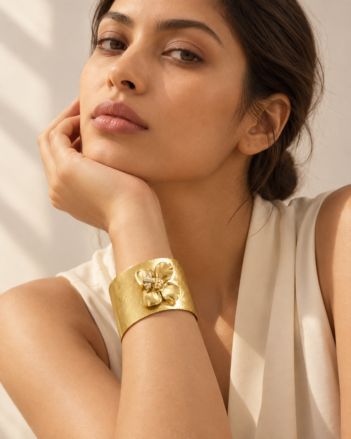 Bee Floral Zircon Cuff Bracelet