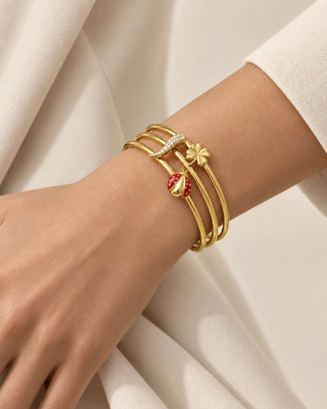 Chili Pepper Zircon Cuff Bracelet