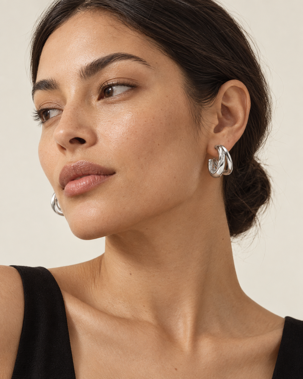Sculpted Twist Hoop Earrings in Gold
